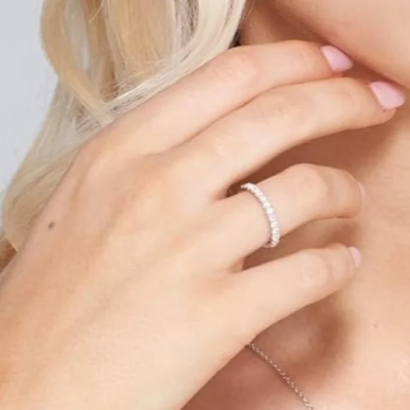 Moissanite 925 Sterling Silver Sparkle Women's Ring - Picture 2 of 3